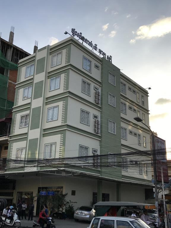 Ny Ka Smy Hotel Phnom Penh Eksteriør bilde