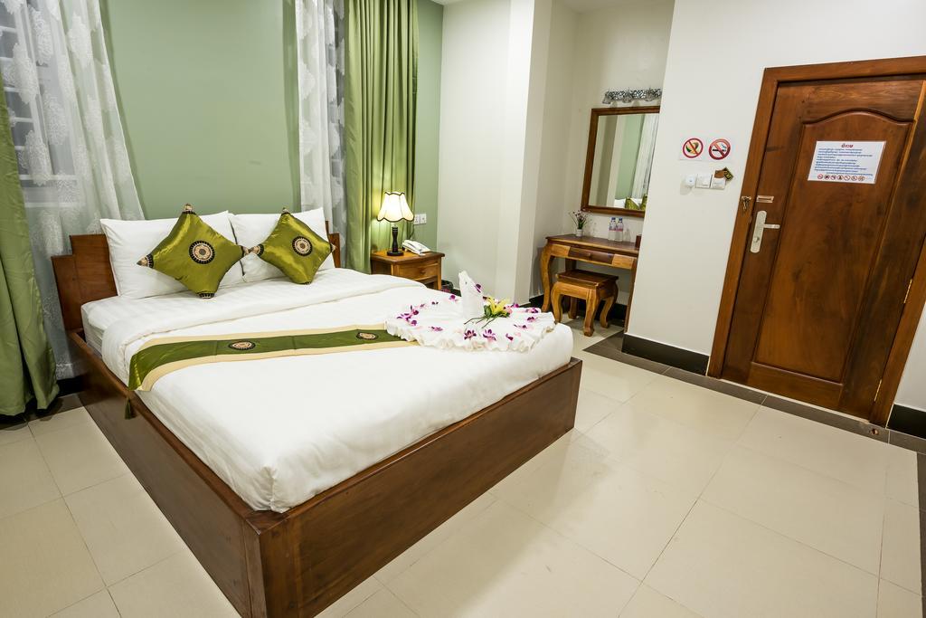 Ny Ka Smy Hotel Phnom Penh Eksteriør bilde