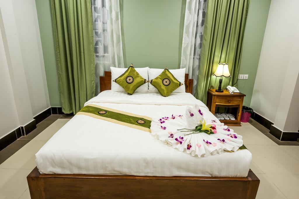 Ny Ka Smy Hotel Phnom Penh Eksteriør bilde