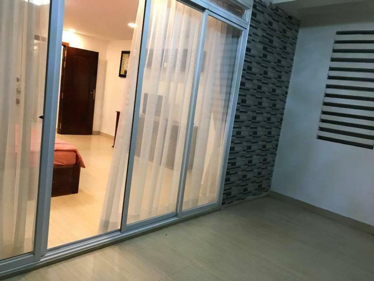 Ny Ka Smy Hotel Phnom Penh Eksteriør bilde