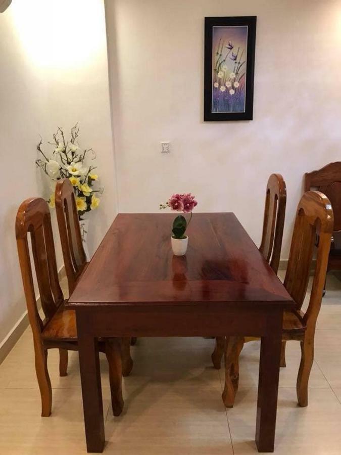 Ny Ka Smy Hotel Phnom Penh Eksteriør bilde