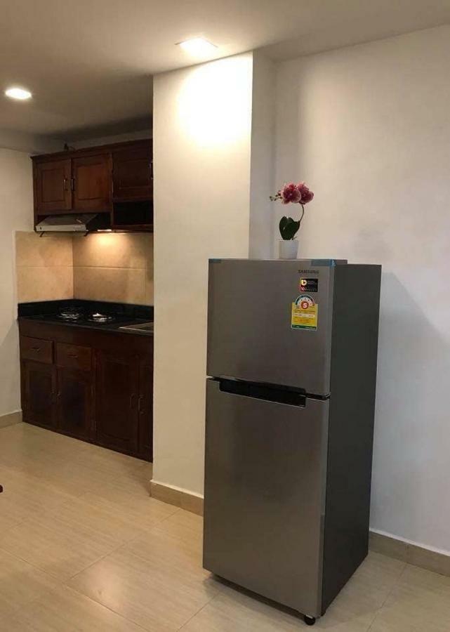 Ny Ka Smy Hotel Phnom Penh Eksteriør bilde
