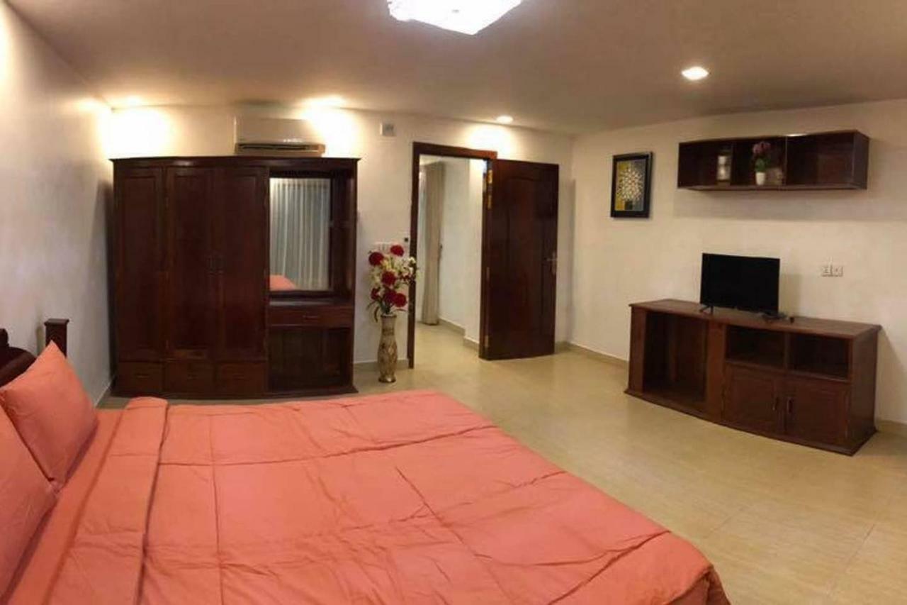 Ny Ka Smy Hotel Phnom Penh Eksteriør bilde